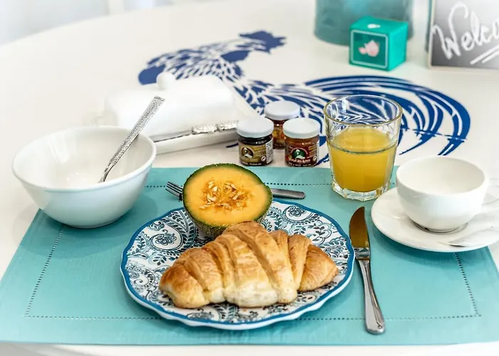 Center, 200 Meters To Marina, Walk To Everything, Private Yard And Garden *