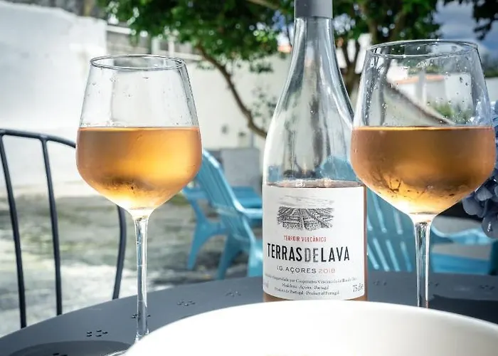 Center, 200 Meters To Marina, Walk To Everything, Private Yard And Garden * Ponta Delgada