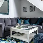 Holiday home Center, 200 Meters To Marina, Walk To Everything, Private Yard And Garden Ponta Delgada (Sao Miguel)